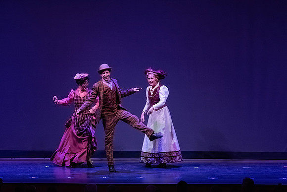 2024-06-22-Hello-Dolly-1014
