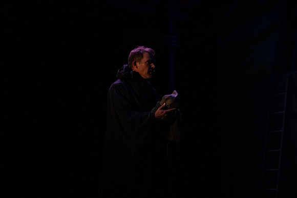 ECCT-Hunchback-RawOriginal-1094