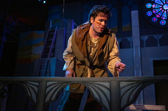 ECCT-Hunchback-RawOriginal-1180