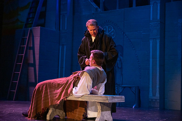 ECCT-Hunchback-RawOriginal-1078