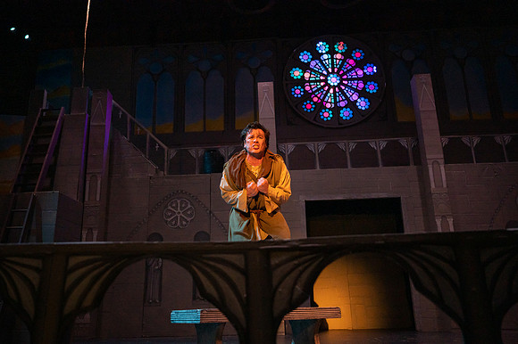 ECCT-Hunchback-RawOriginal-1205