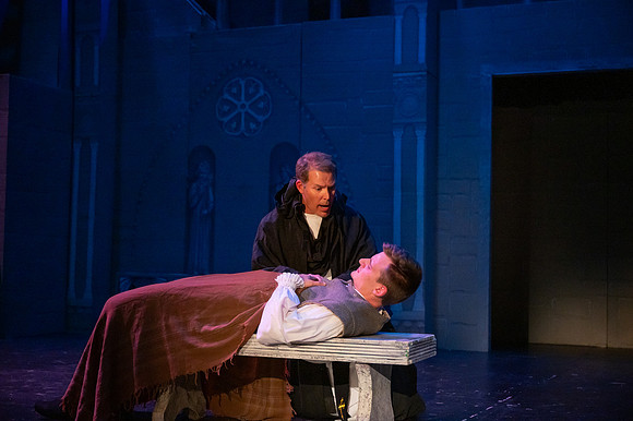 ECCT-Hunchback-RawOriginal-1081