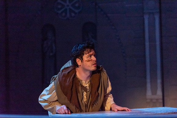 ECCT-Hunchback-RawOriginal-1177