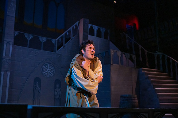 ECCT-Hunchback-RawOriginal-1184