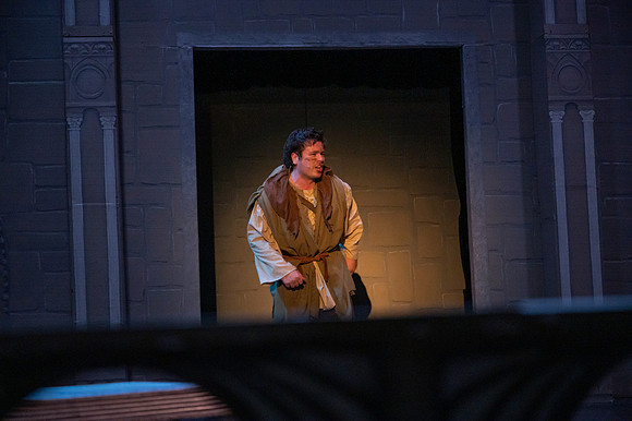 ECCT-Hunchback-RawOriginal-1211