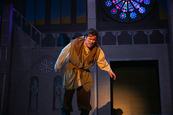 ECCT-Hunchback-RawOriginal-1203
