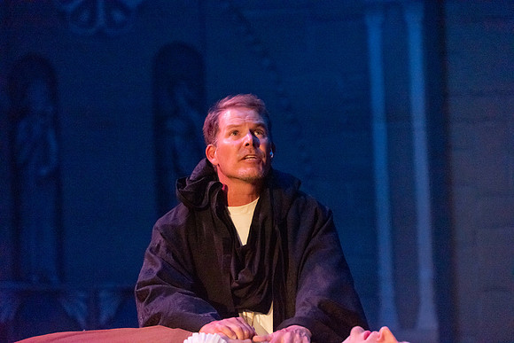 ECCT-Hunchback-RawOriginal-1084