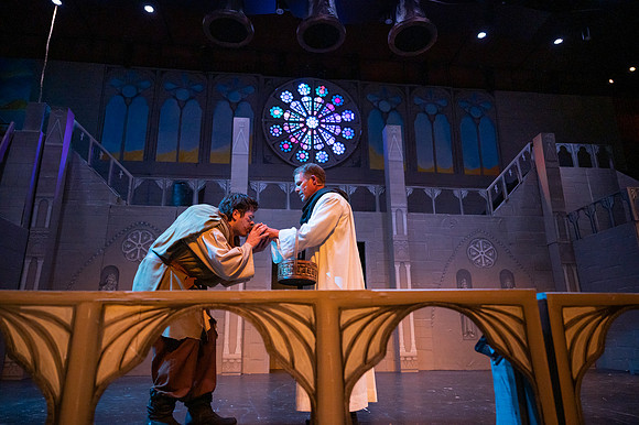 ECCT-Hunchback-RawOriginal-1145