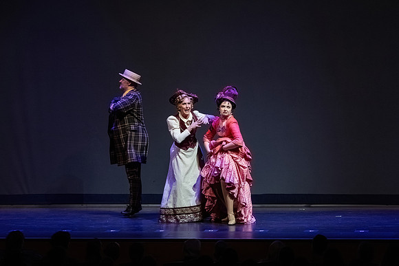 2024-06-22-Hello-Dolly-1011