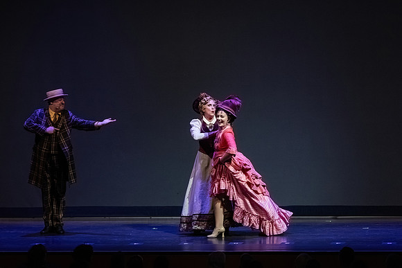 2024-06-22-Hello-Dolly-1012