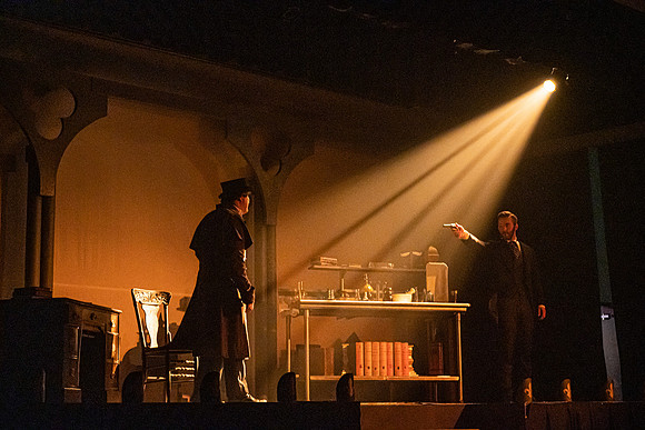 ECCT-Jekyll-And-Hyde-2021-09-30-1060