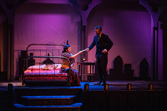 ECCT-Jekyll-And-Hyde-2021-09-30-1062